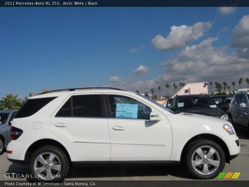Arctic White / Black 2011 Mercedes-Benz ML 350