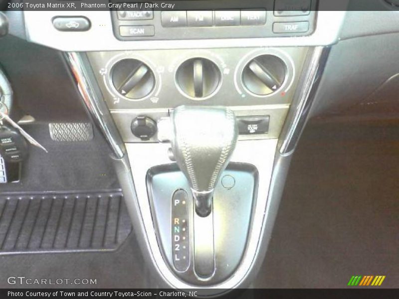 Phantom Gray Pearl / Dark Gray 2006 Toyota Matrix XR