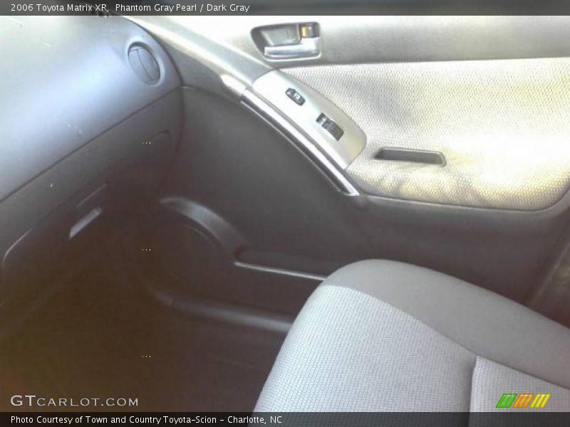 Phantom Gray Pearl / Dark Gray 2006 Toyota Matrix XR