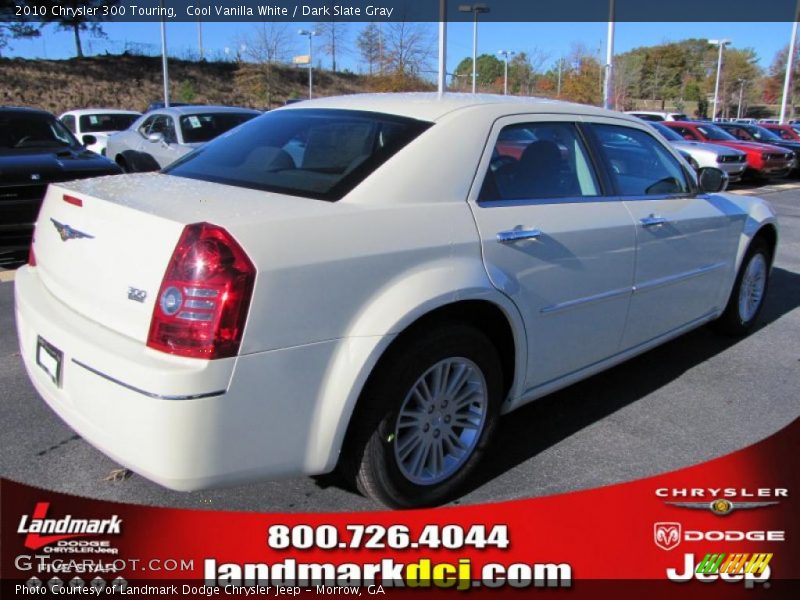 Cool Vanilla White / Dark Slate Gray 2010 Chrysler 300 Touring