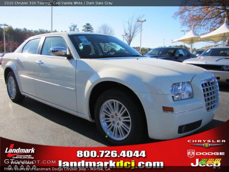 Cool Vanilla White / Dark Slate Gray 2010 Chrysler 300 Touring