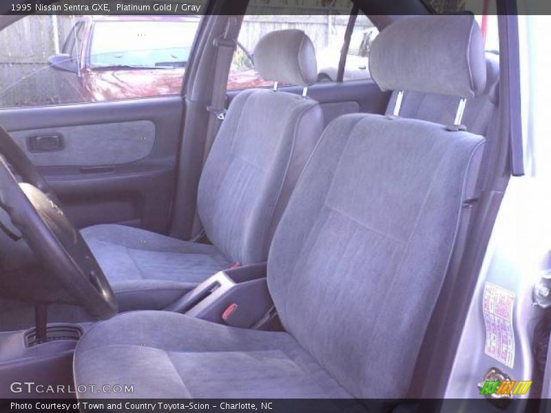 Platinum Gold / Gray 1995 Nissan Sentra GXE