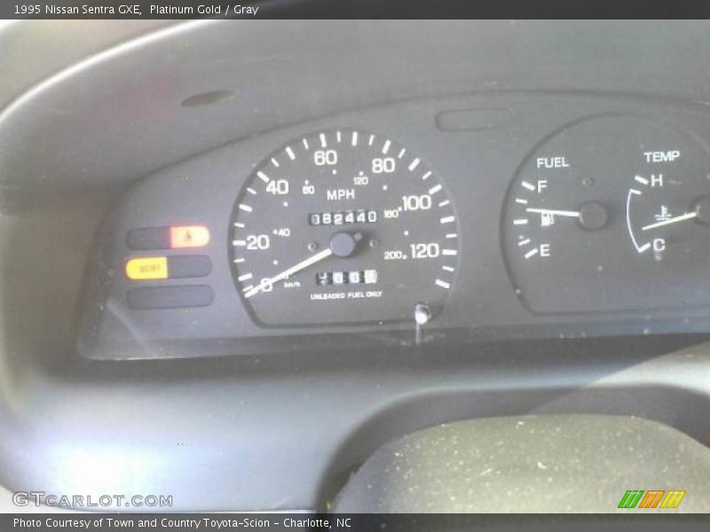 Platinum Gold / Gray 1995 Nissan Sentra GXE