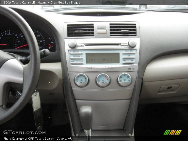 Controls of 2009 Camry LE