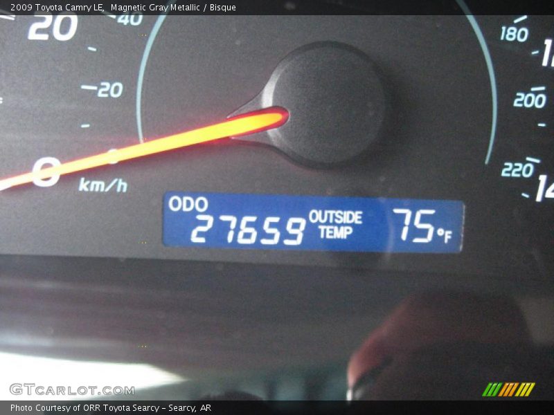 Magnetic Gray Metallic / Bisque 2009 Toyota Camry LE