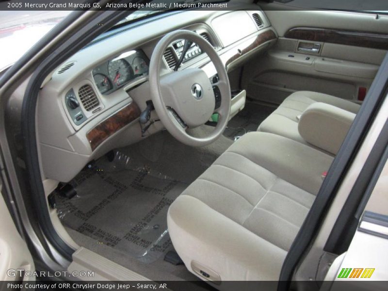 Medium Parchment Interior - 2005 Grand Marquis GS 