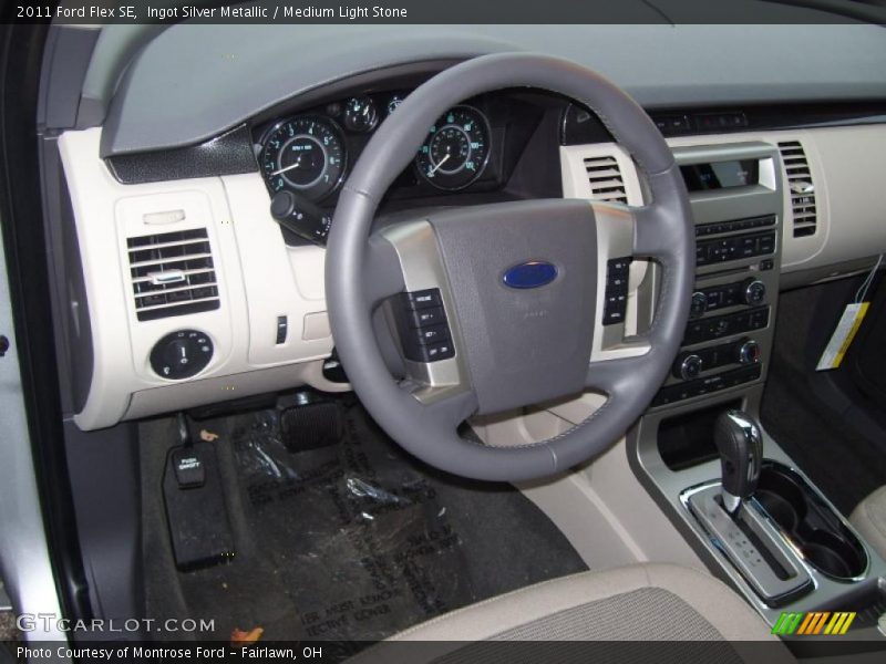 Dashboard of 2011 Flex SE