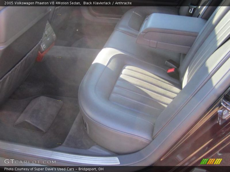 Black Klavierlack / Anthracite 2005 Volkswagen Phaeton V8 4Motion Sedan