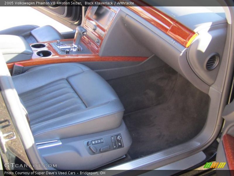 Black Klavierlack / Anthracite 2005 Volkswagen Phaeton V8 4Motion Sedan