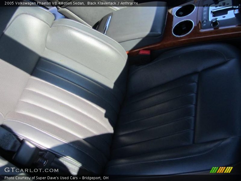 Black Klavierlack / Anthracite 2005 Volkswagen Phaeton V8 4Motion Sedan