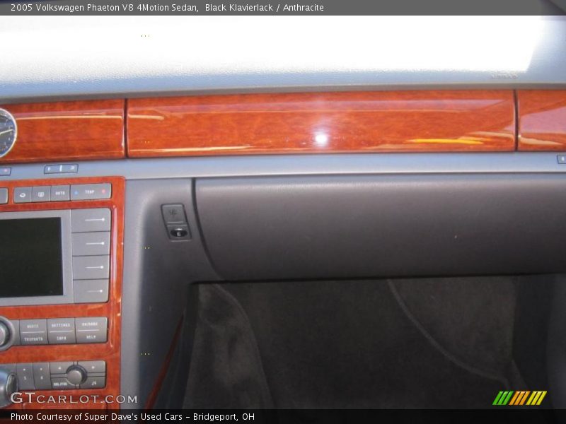 Black Klavierlack / Anthracite 2005 Volkswagen Phaeton V8 4Motion Sedan