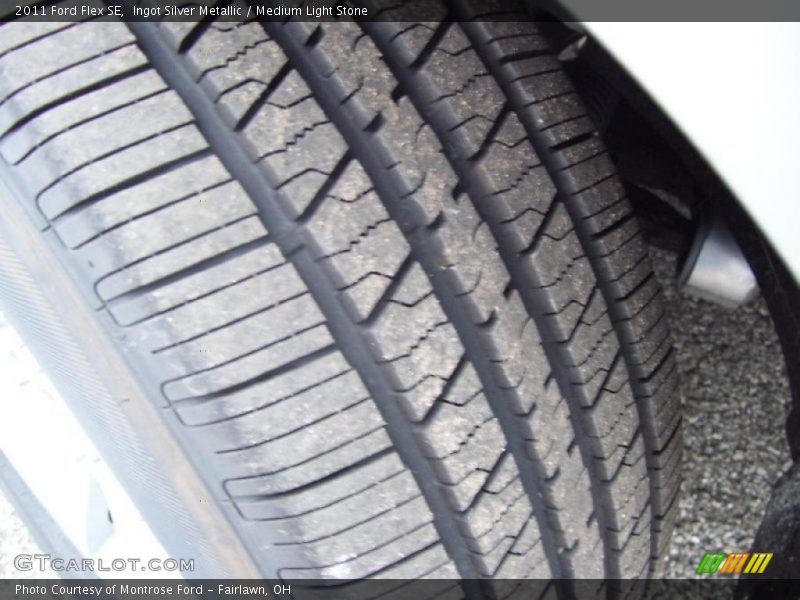 Ingot Silver Metallic / Medium Light Stone 2011 Ford Flex SE