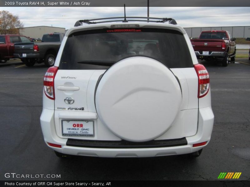 Super White / Ash Gray 2009 Toyota RAV4 I4