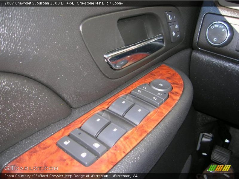 Graystone Metallic / Ebony 2007 Chevrolet Suburban 2500 LT 4x4