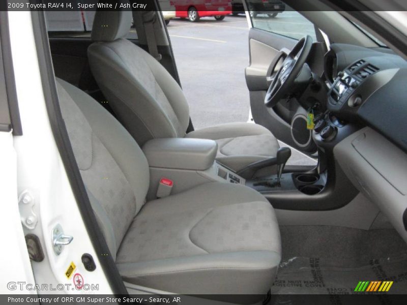 Super White / Ash Gray 2009 Toyota RAV4 I4