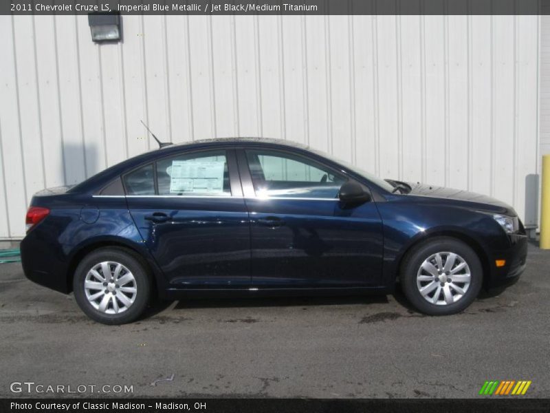 Imperial Blue Metallic / Jet Black/Medium Titanium 2011 Chevrolet Cruze LS