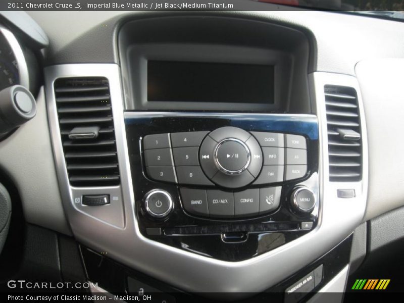 Imperial Blue Metallic / Jet Black/Medium Titanium 2011 Chevrolet Cruze LS
