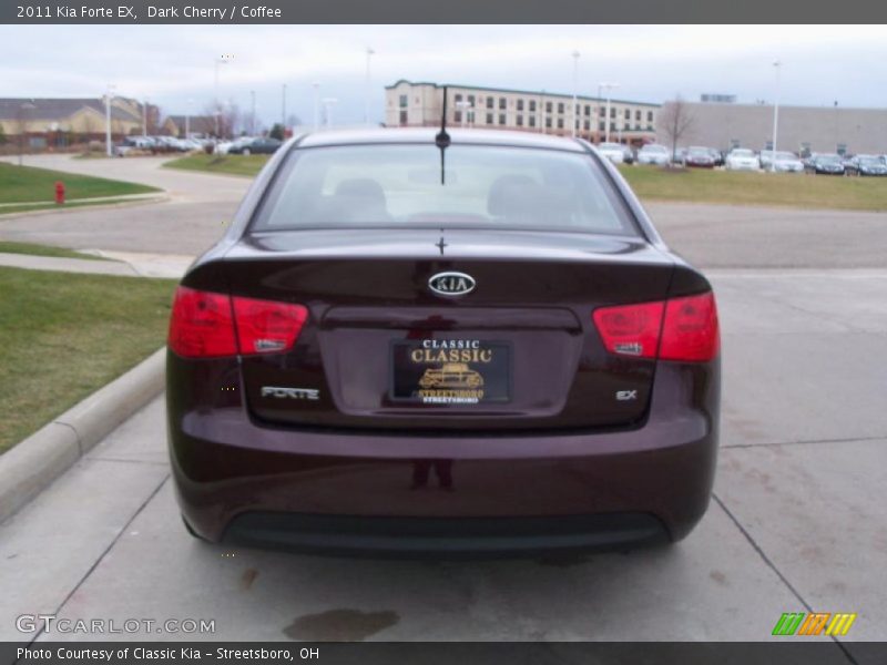 Dark Cherry / Coffee 2011 Kia Forte EX