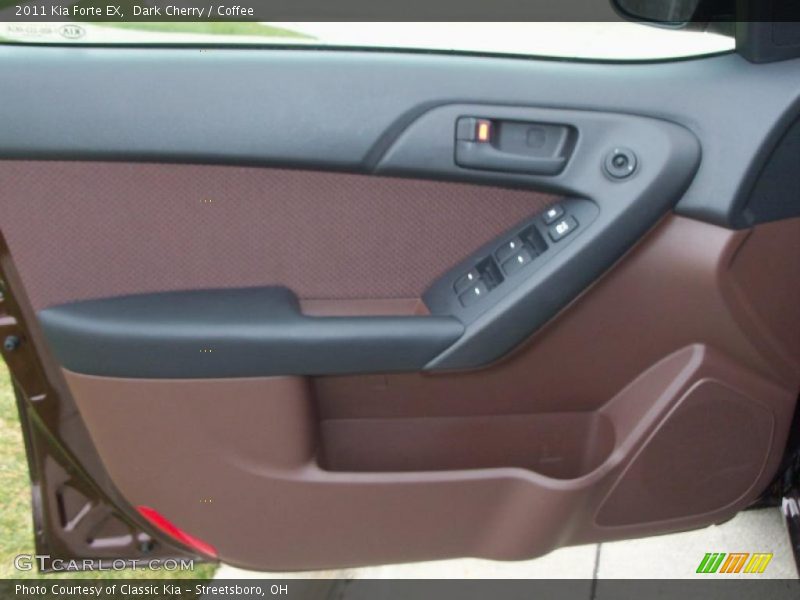 Dark Cherry / Coffee 2011 Kia Forte EX
