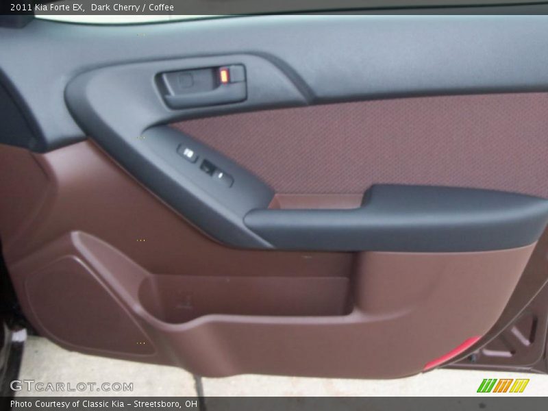 Dark Cherry / Coffee 2011 Kia Forte EX