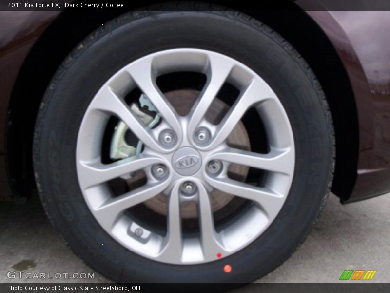 Dark Cherry / Coffee 2011 Kia Forte EX