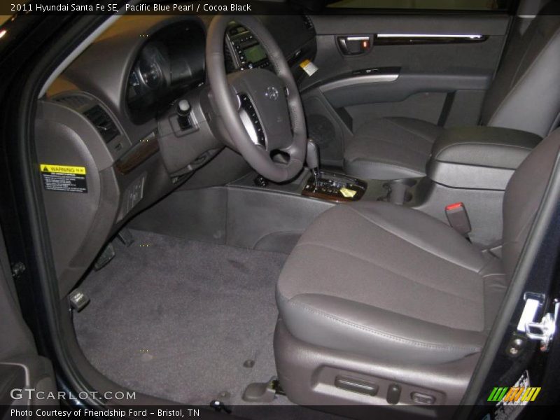  2011 Santa Fe SE Cocoa Black Interior