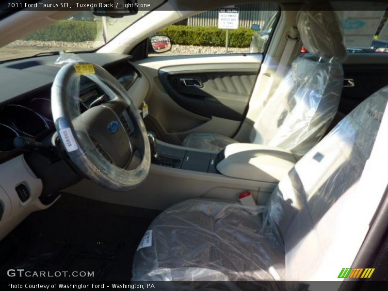 Tuxedo Black / Light Stone 2011 Ford Taurus SEL