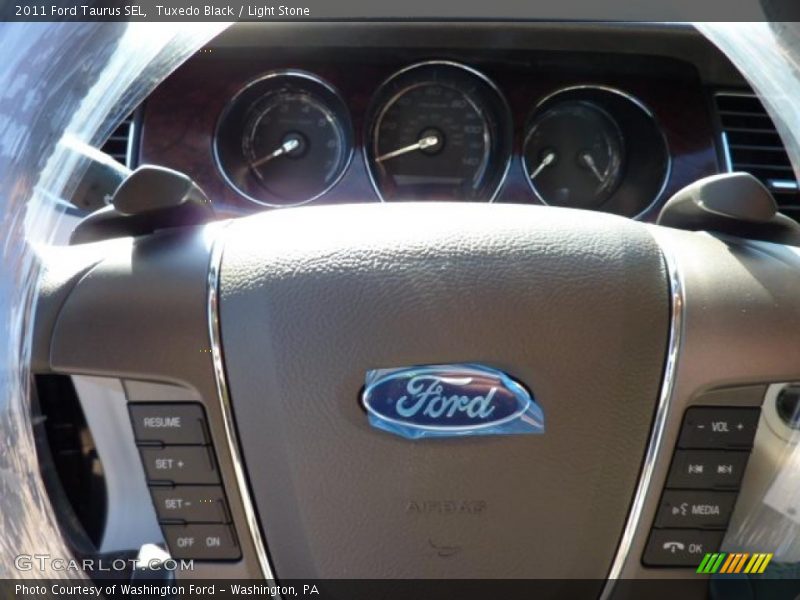 Tuxedo Black / Light Stone 2011 Ford Taurus SEL
