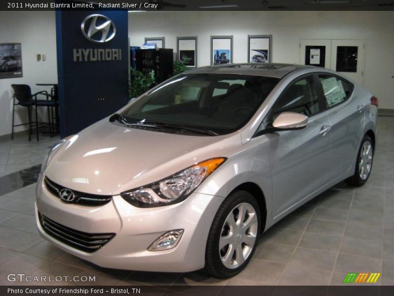 Front 3/4 View of 2011 Elantra Limited