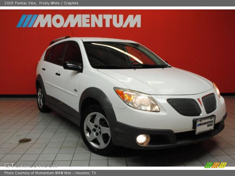 Frosty White / Graphite 2005 Pontiac Vibe