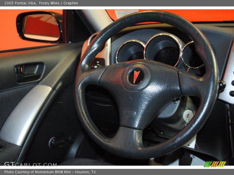Frosty White / Graphite 2005 Pontiac Vibe