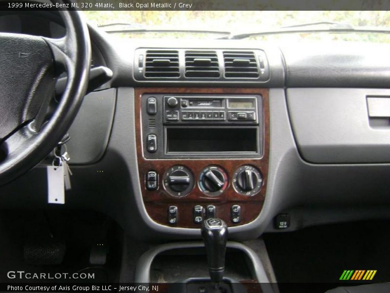 Black Opal Metallic / Grey 1999 Mercedes-Benz ML 320 4Matic