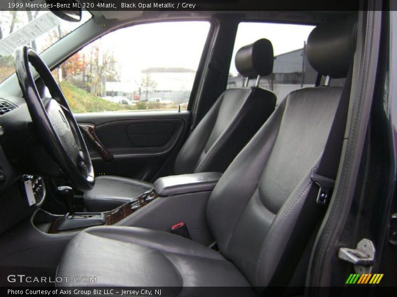 Black Opal Metallic / Grey 1999 Mercedes-Benz ML 320 4Matic
