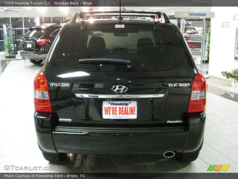 Obsidian Black / Beige 2009 Hyundai Tucson GLS