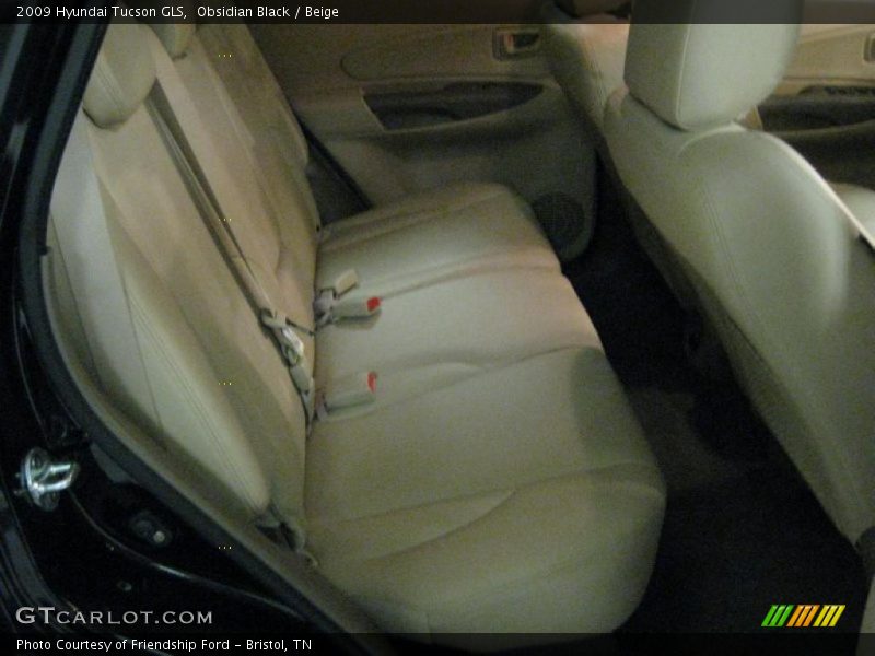 Obsidian Black / Beige 2009 Hyundai Tucson GLS