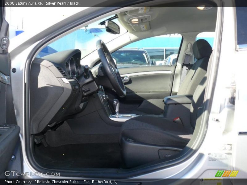 Silver Pearl / Black 2008 Saturn Aura XR