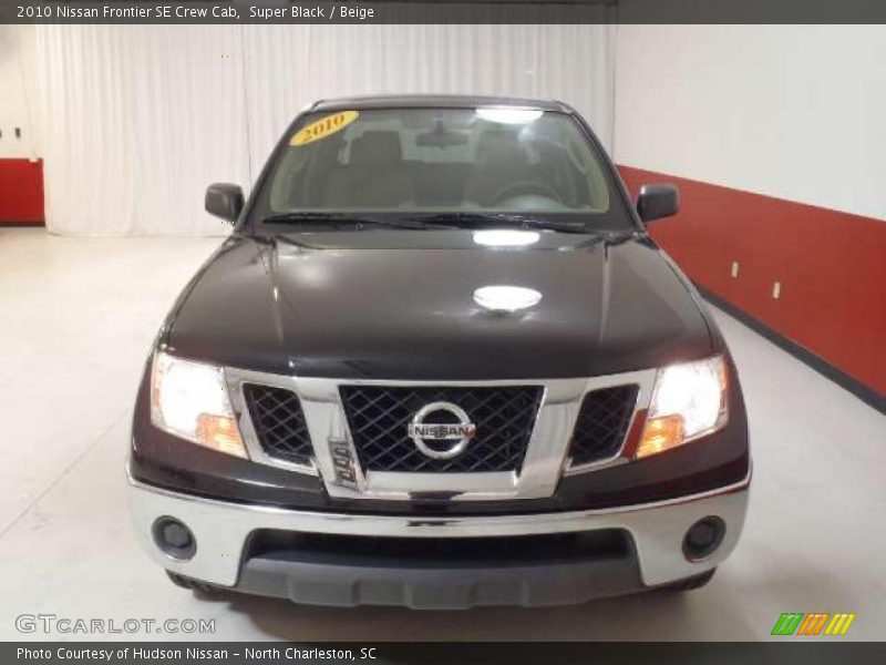 Super Black / Beige 2010 Nissan Frontier SE Crew Cab