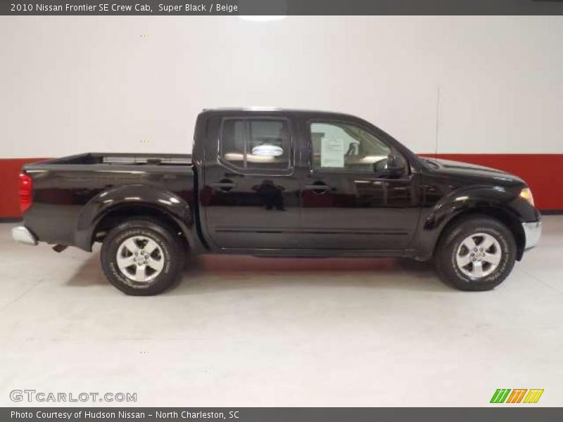 Super Black / Beige 2010 Nissan Frontier SE Crew Cab