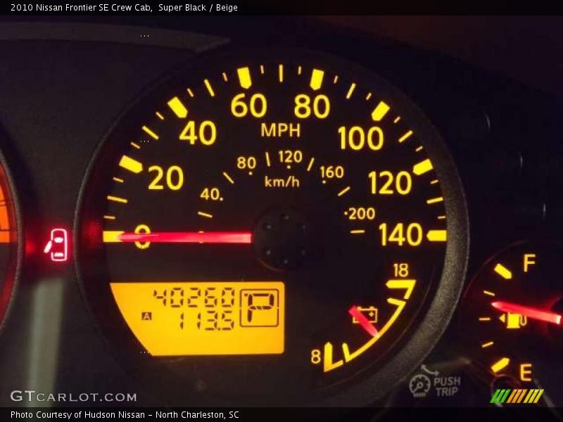 Super Black / Beige 2010 Nissan Frontier SE Crew Cab