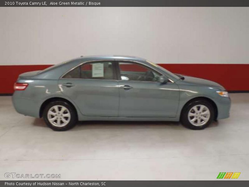 Aloe Green Metallic / Bisque 2010 Toyota Camry LE