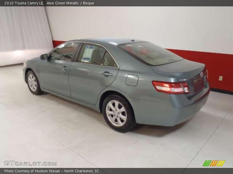 Aloe Green Metallic / Bisque 2010 Toyota Camry LE