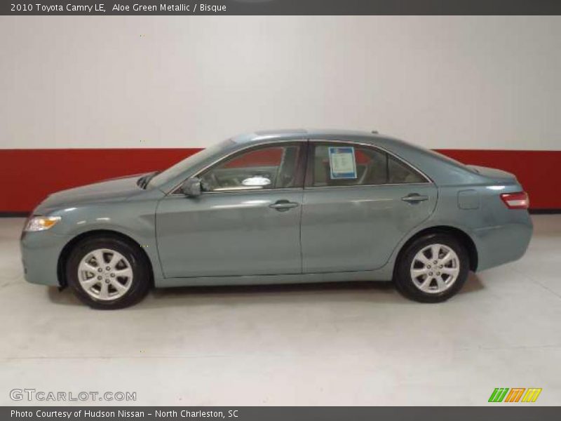 Aloe Green Metallic / Bisque 2010 Toyota Camry LE