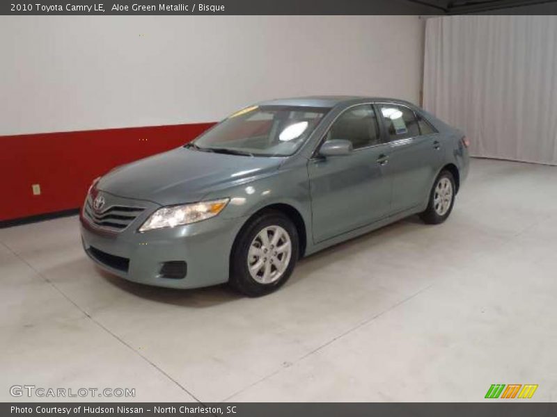 Aloe Green Metallic / Bisque 2010 Toyota Camry LE