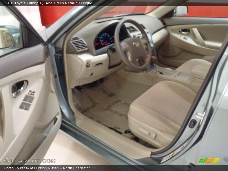 Aloe Green Metallic / Bisque 2010 Toyota Camry LE