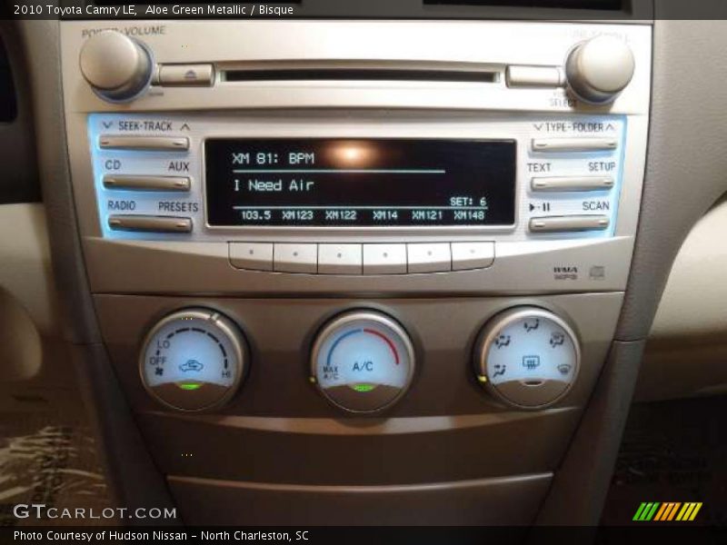 Aloe Green Metallic / Bisque 2010 Toyota Camry LE