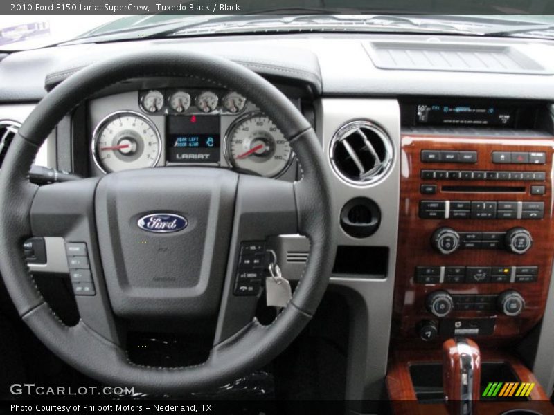Tuxedo Black / Black 2010 Ford F150 Lariat SuperCrew
