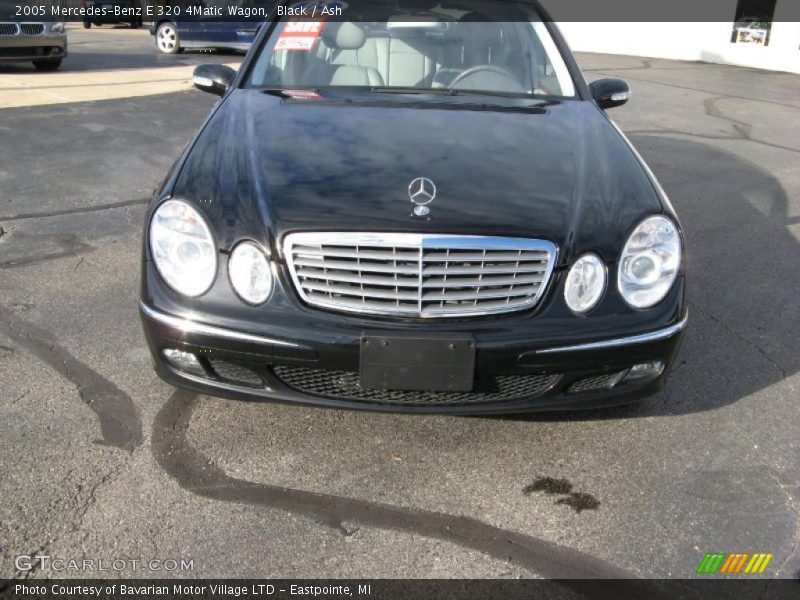 Black / Ash 2005 Mercedes-Benz E 320 4Matic Wagon