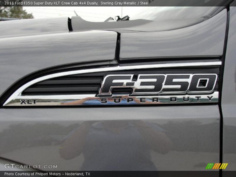 2011 F350 Super Duty XLT Crew Cab 4x4 Dually Logo