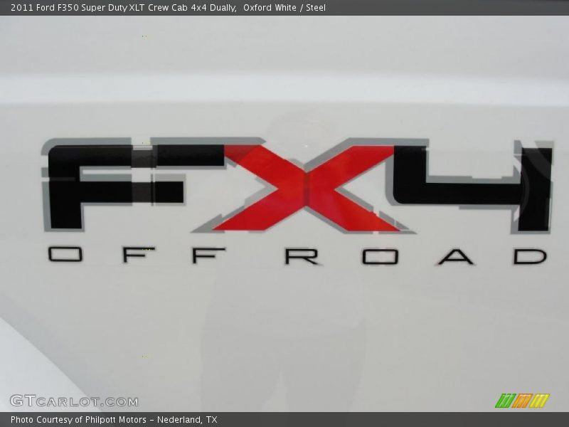  2011 F350 Super Duty XLT Crew Cab 4x4 Dually Logo