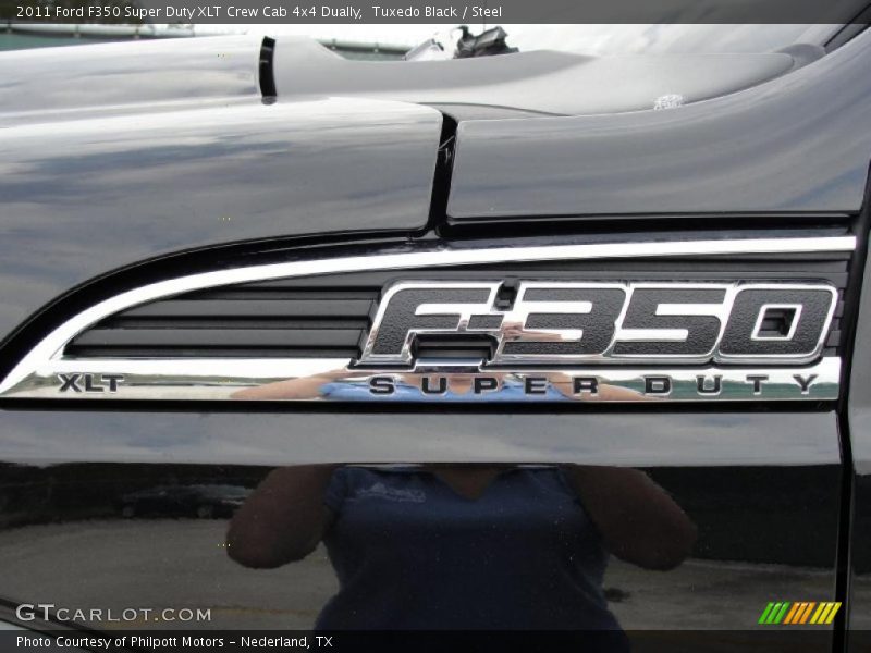  2011 F350 Super Duty XLT Crew Cab 4x4 Dually Logo